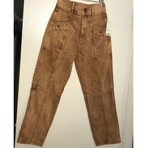 ▪🏃2/$25▪NWT▪BDG Acid Wash High Waist Jeans